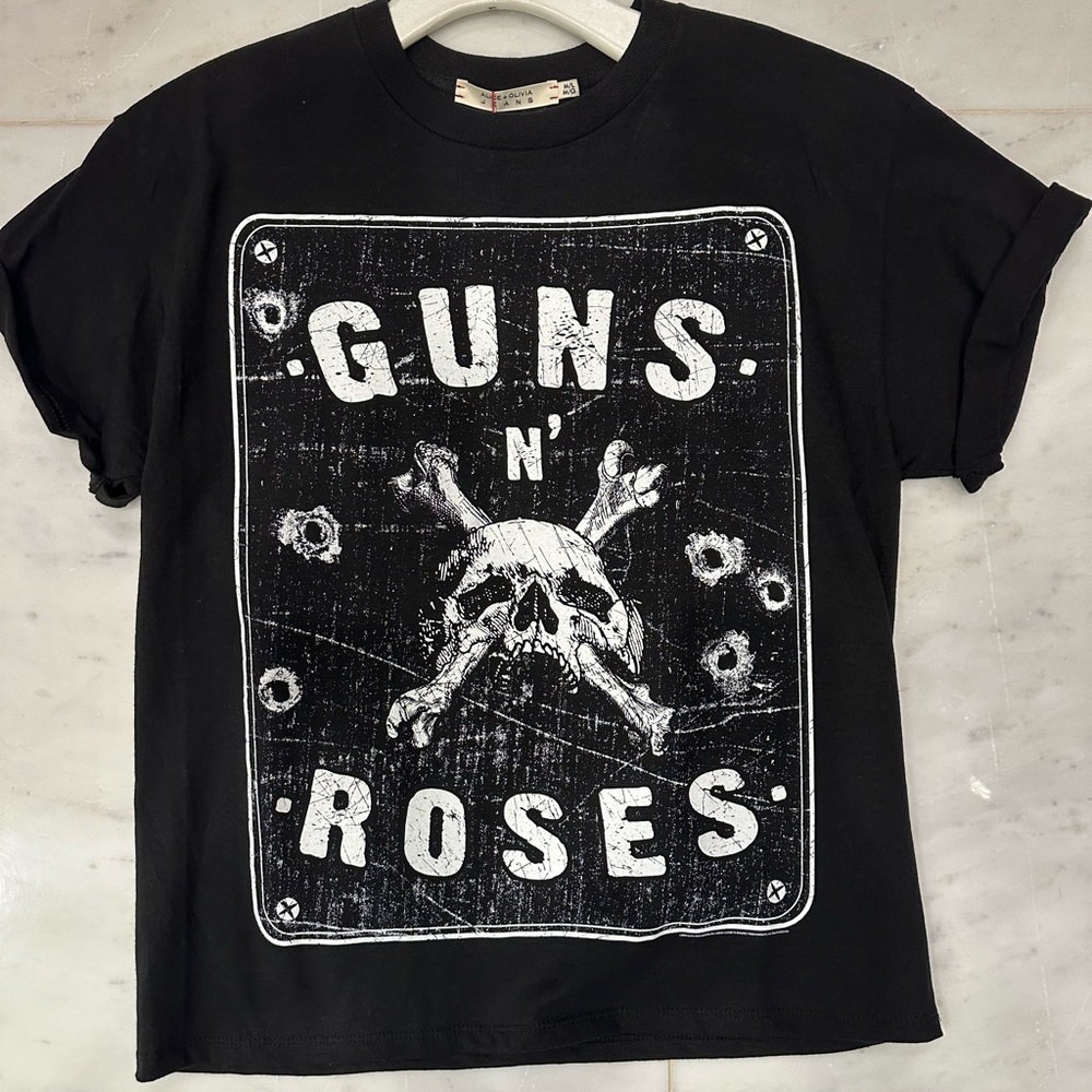 Alice and Olivia Guns & Roses tee size M/L